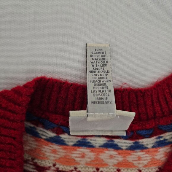 St. John's Bay Women's Beige Red Fair Isle Knit Pullover Sweater Size Medium - Picture 7 of 11